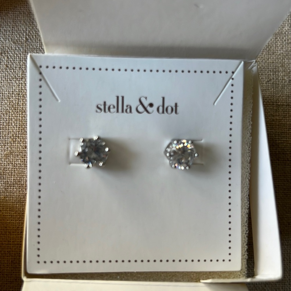 Stella & Dot Sparkle Studs